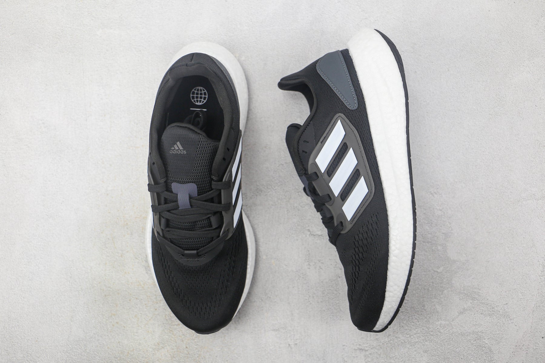 Tênis Adidas Ultra Boost 22 Black