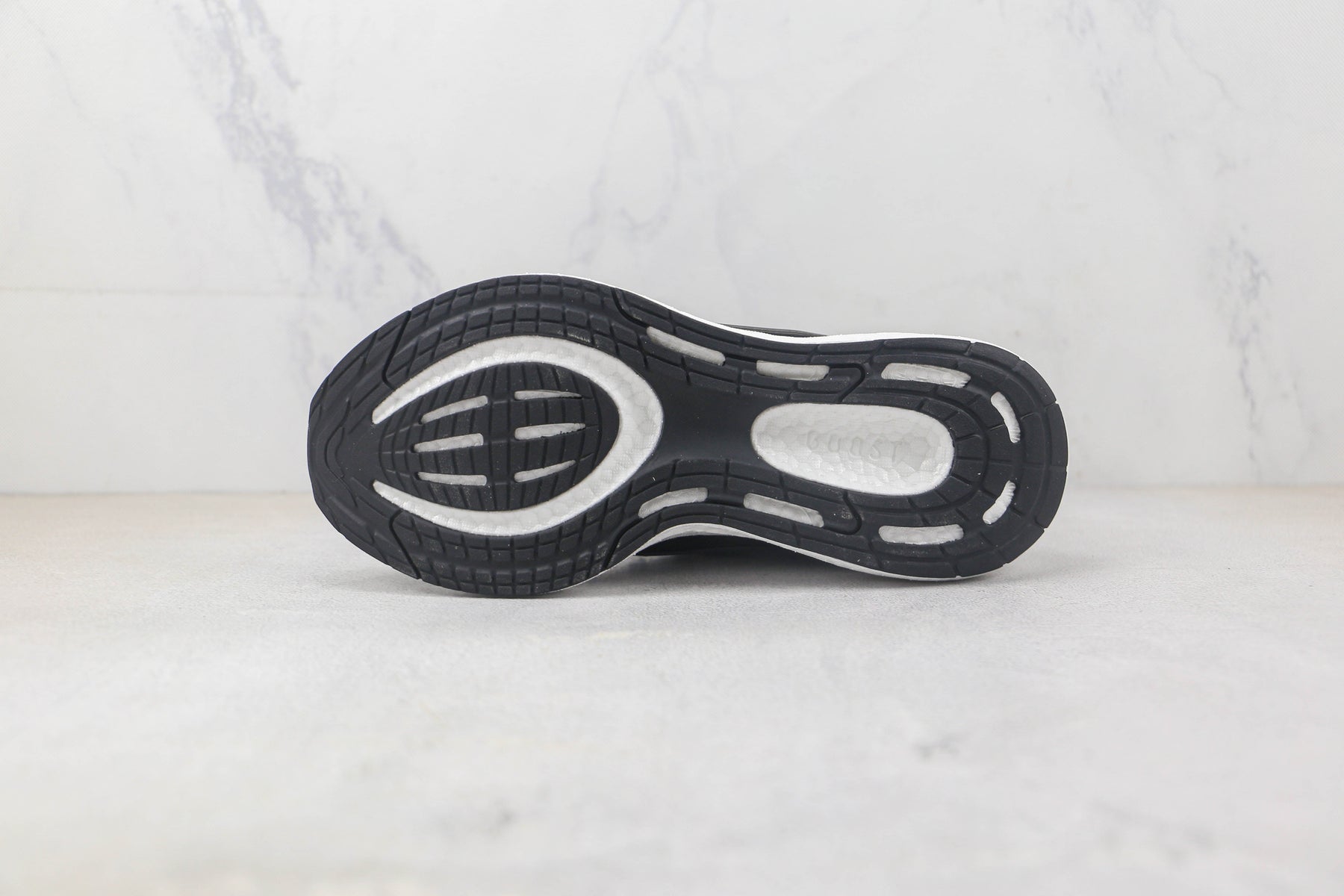 Tênis Adidas Ultra Boost 22 Black