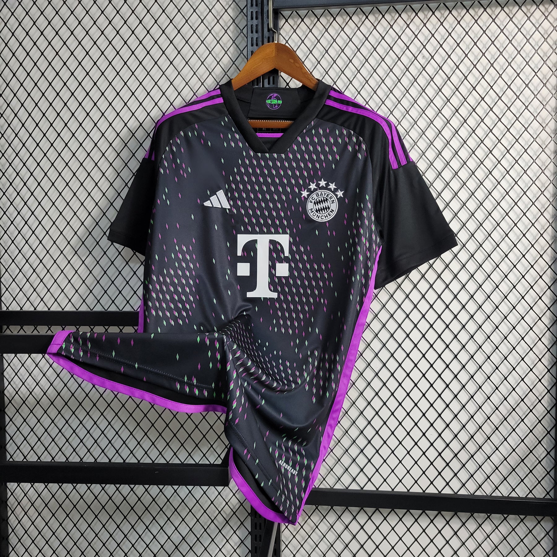 Camisa Bayern de Munique 2023/24 Away