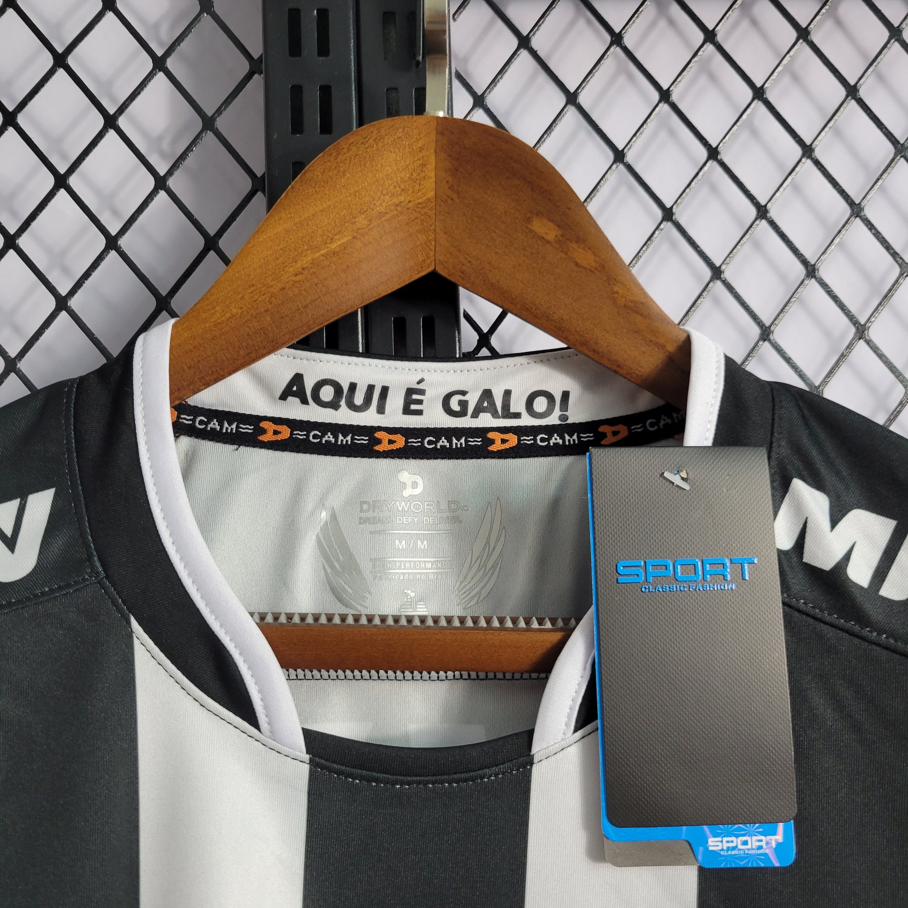 Camisa Atlético MG Retrô 20162017 Preta e Branca - Dry World