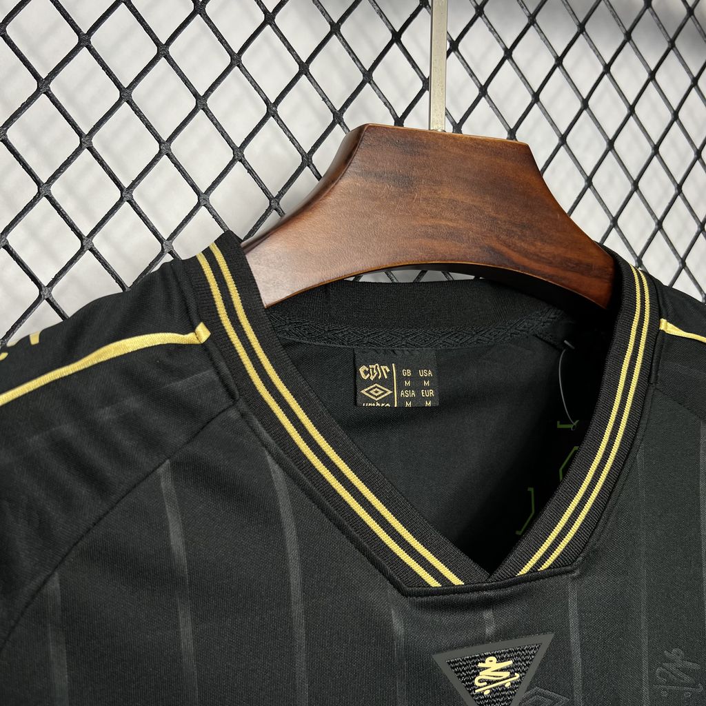 Camisa Feminina Santos Charlie Brow JR