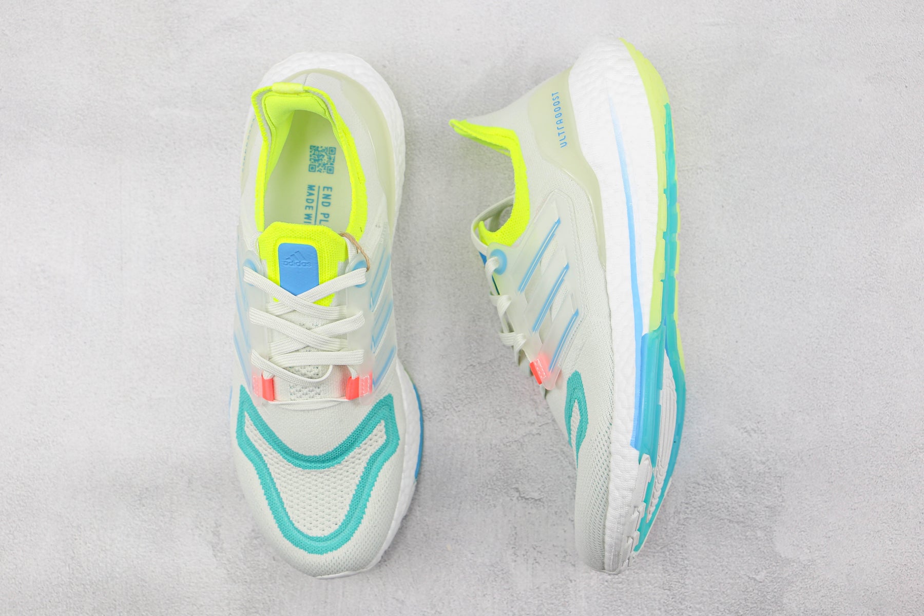 Tênis Adidas Ultra Boost 22 White Tint Sky Rush Mint Rush