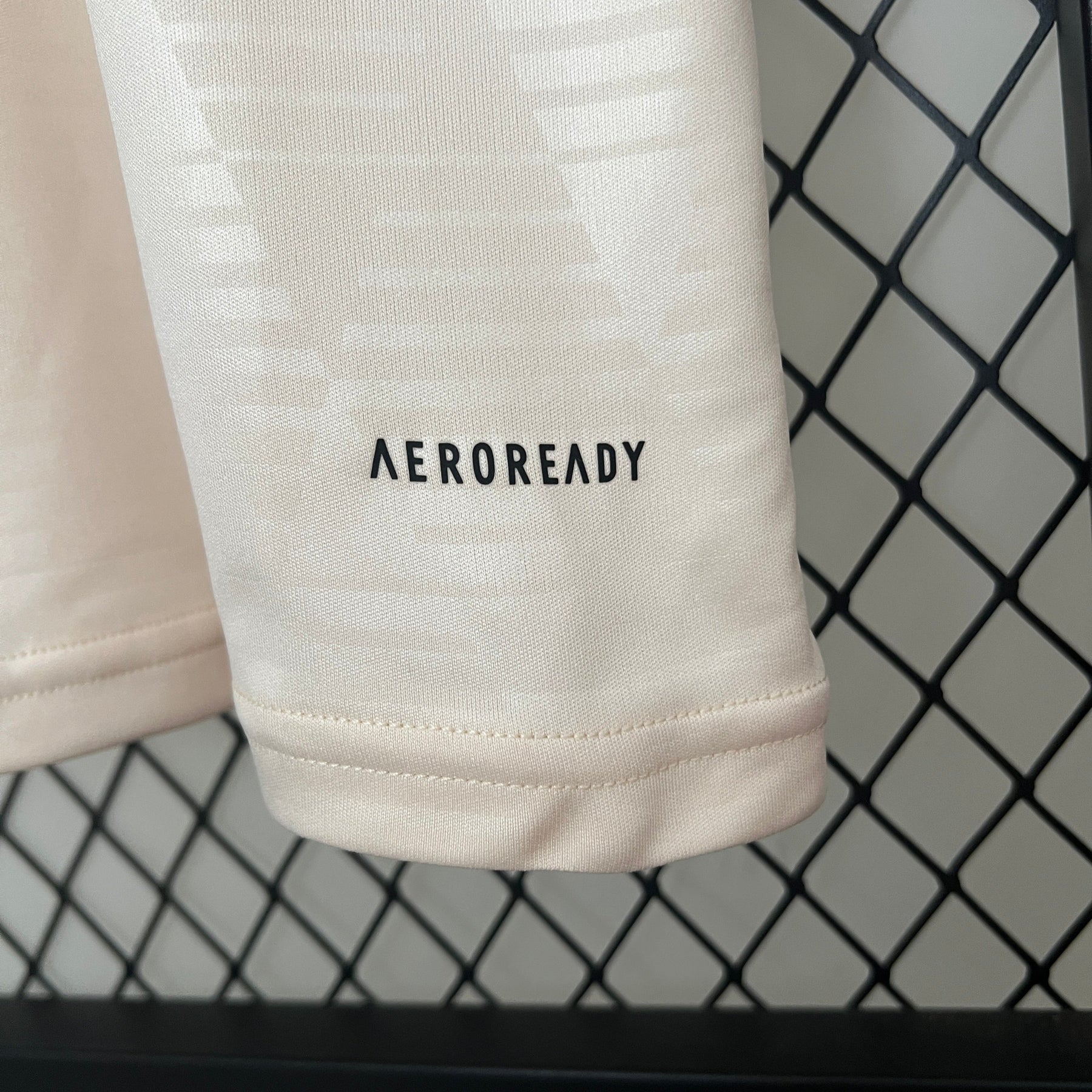 Camisa Bayern de Munique I 24/25 beje