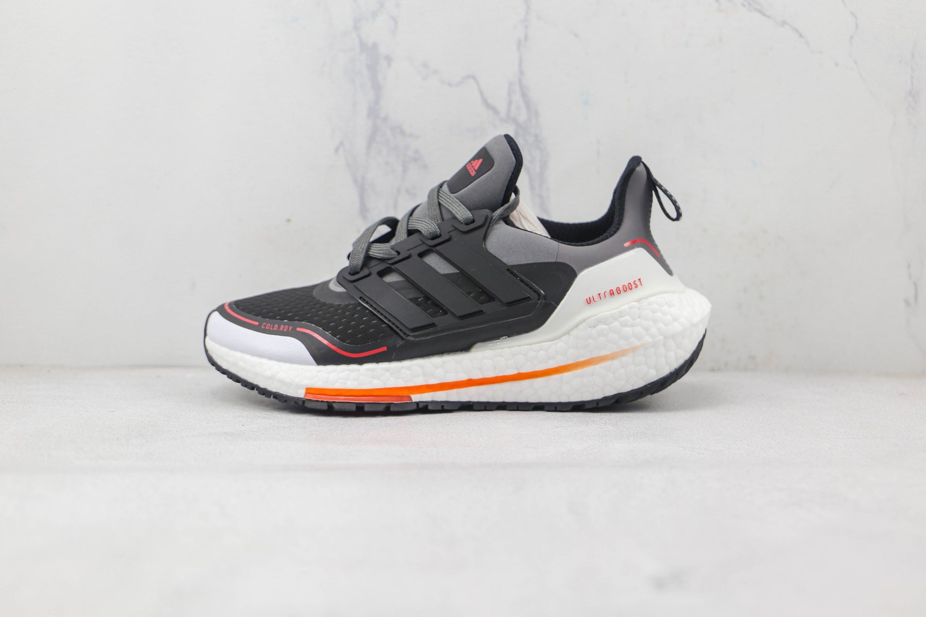 Tênis Adidas Ultra Boost 21 Black Orange Trim