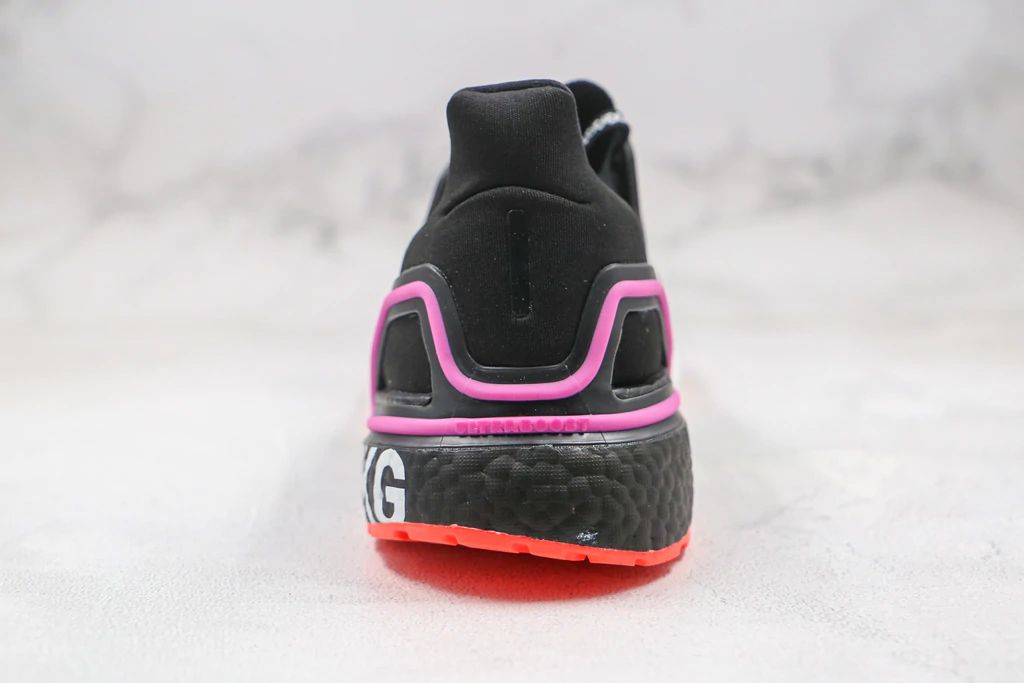 Tênis Adidas Ultra Boost 20 City Pack Hong Kong