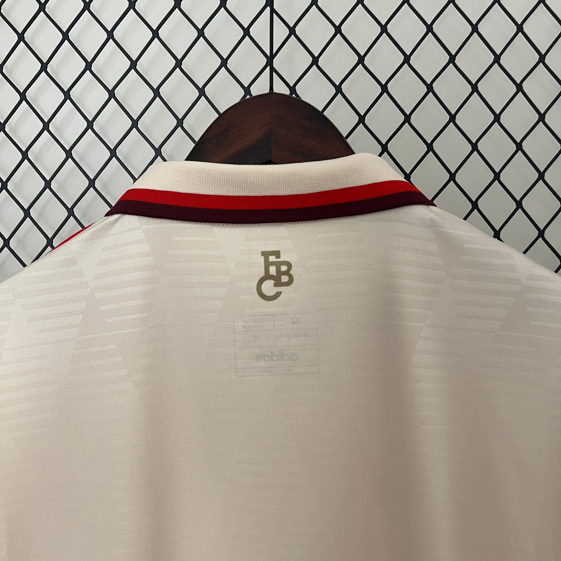 Camisa Bayern de Munique I 24/25 beje