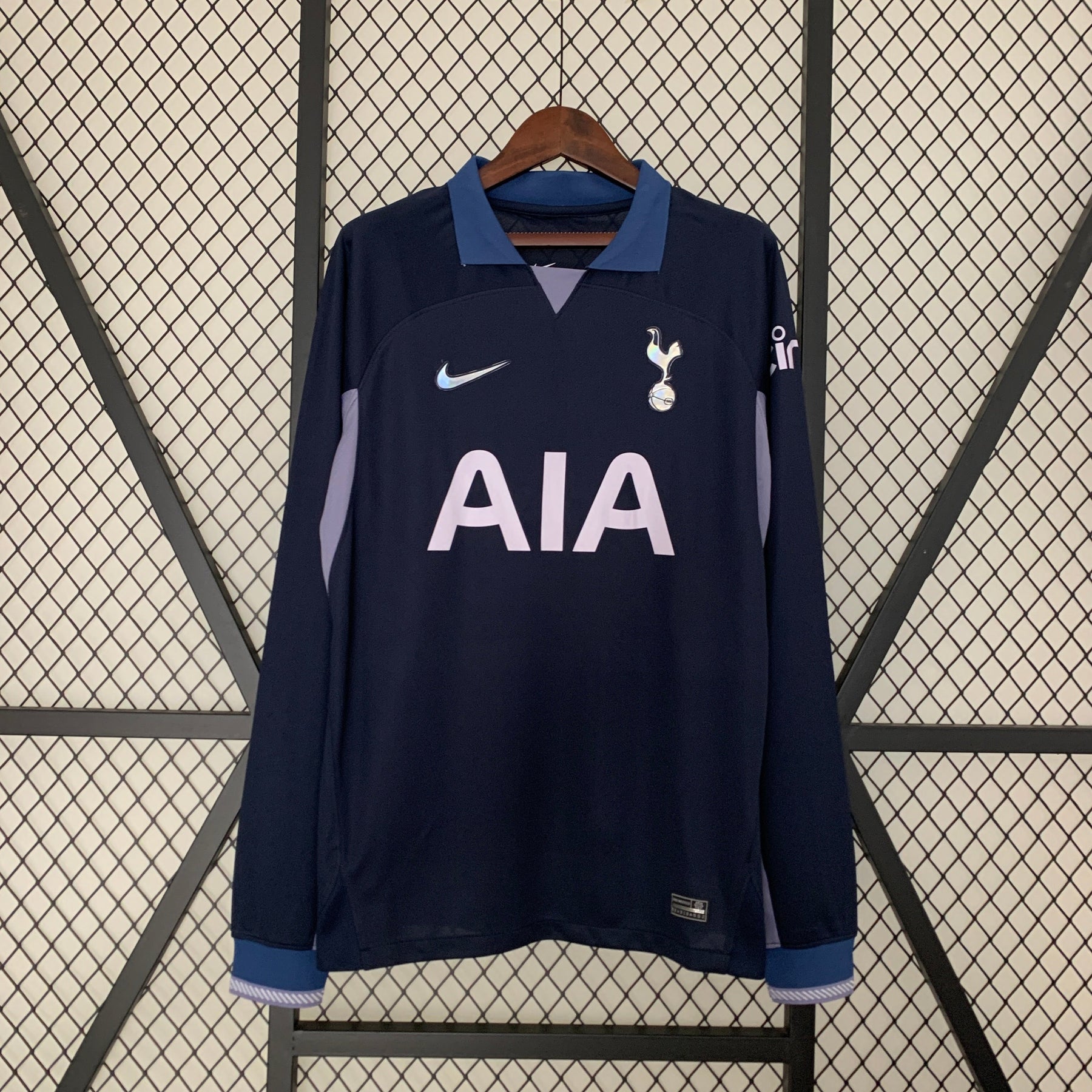 Camisa Tottenham Reserva 23/24 - Versão Torcedor Manga Comprida