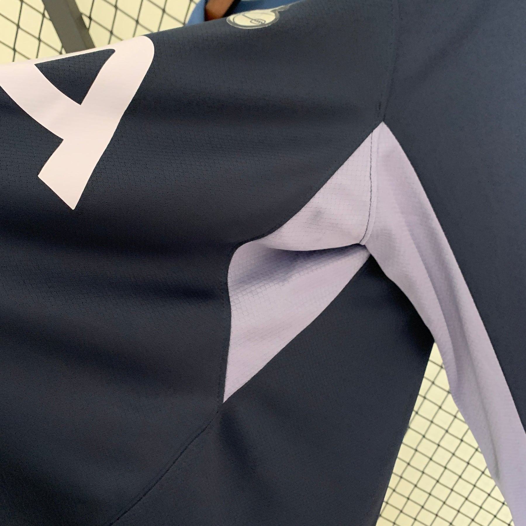 Camisa Tottenham Reserva 23/24 - Versão Torcedor Manga Comprida