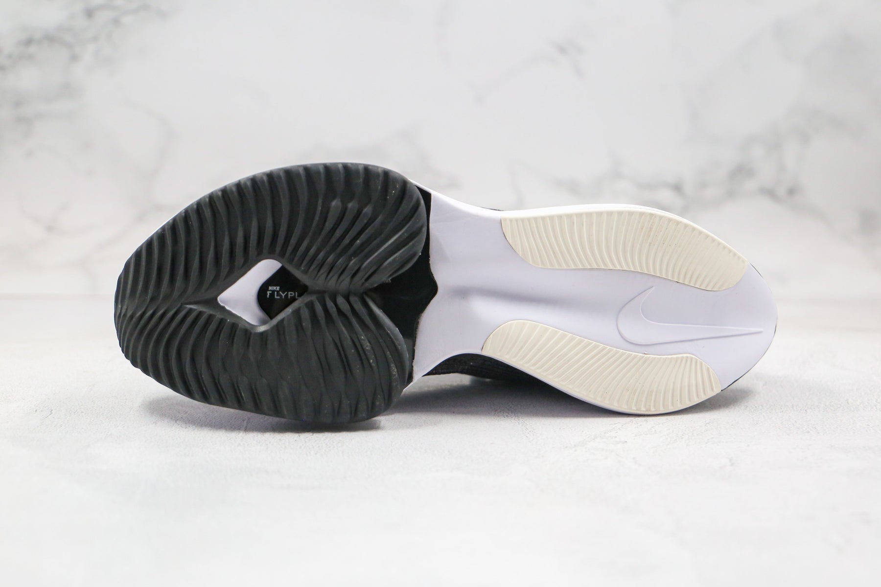 Tênis Nike Air Zoom Alphafly Next% 2 Wolf Grey Black White