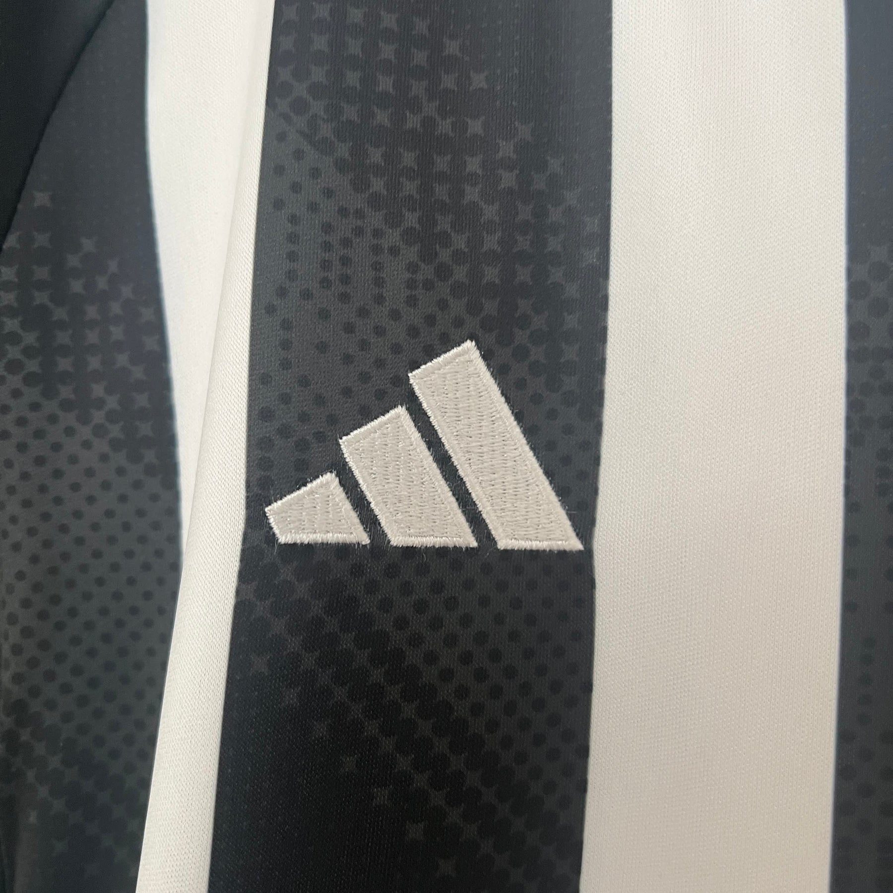 Camisa Feminina Atlético Mineiro II 23/24 Adidas - Branca