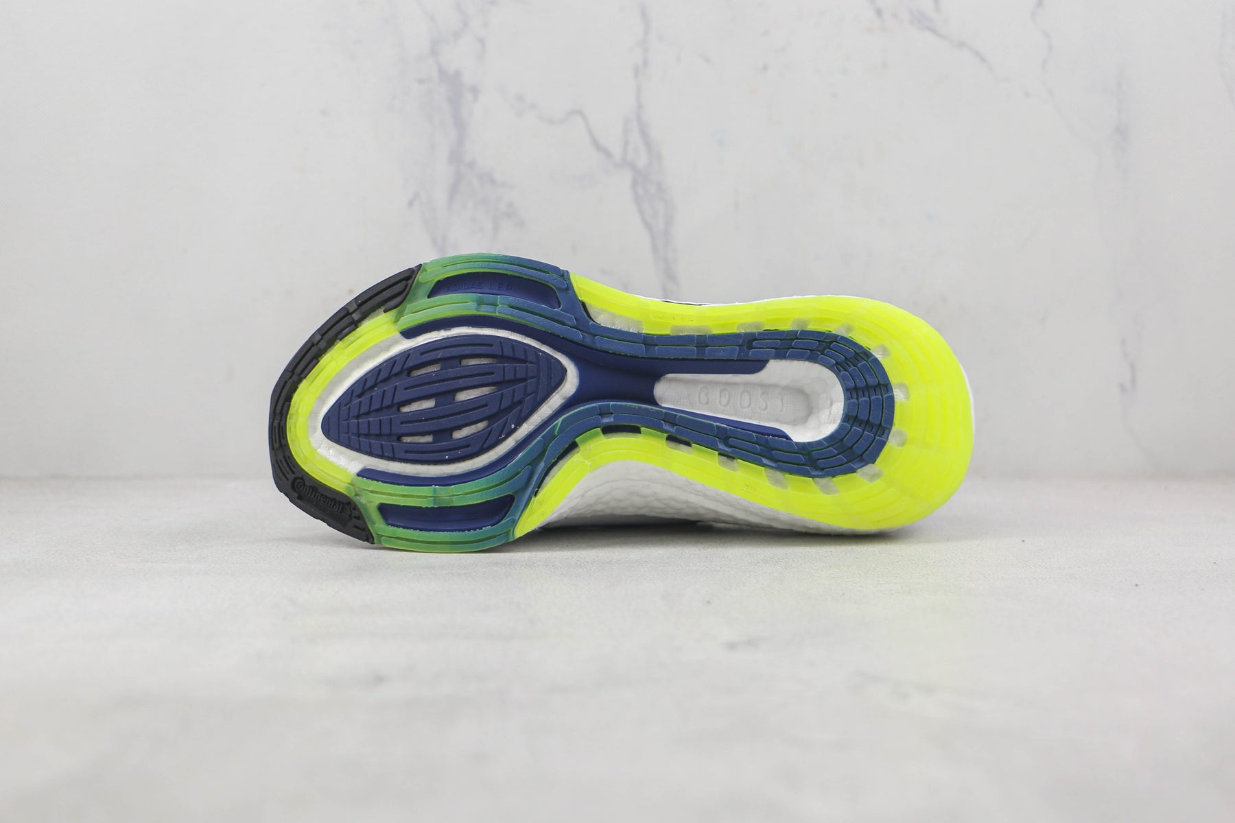 Tênis Adidas Ultra Boost 22 Cloud White Solar Yellow