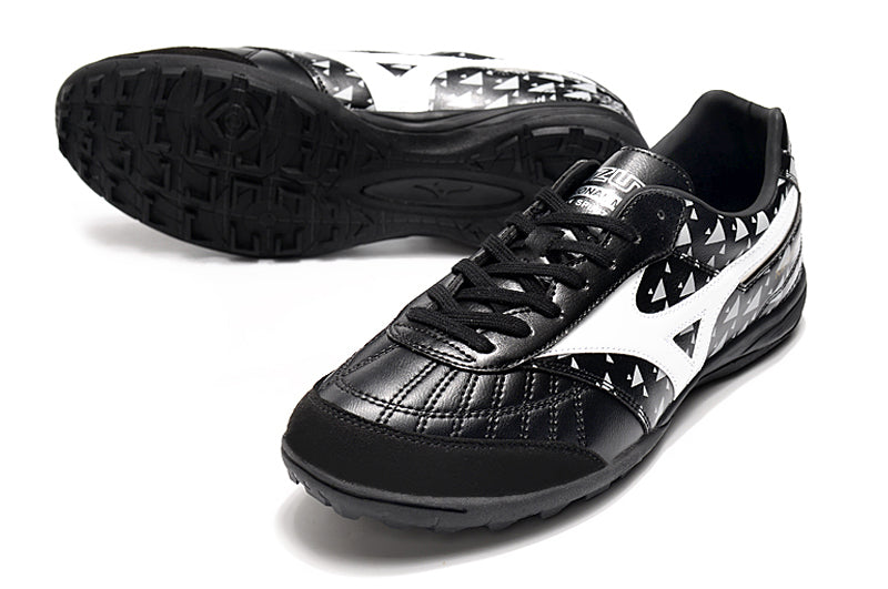 Mizuno Morelia Sala Japan Society