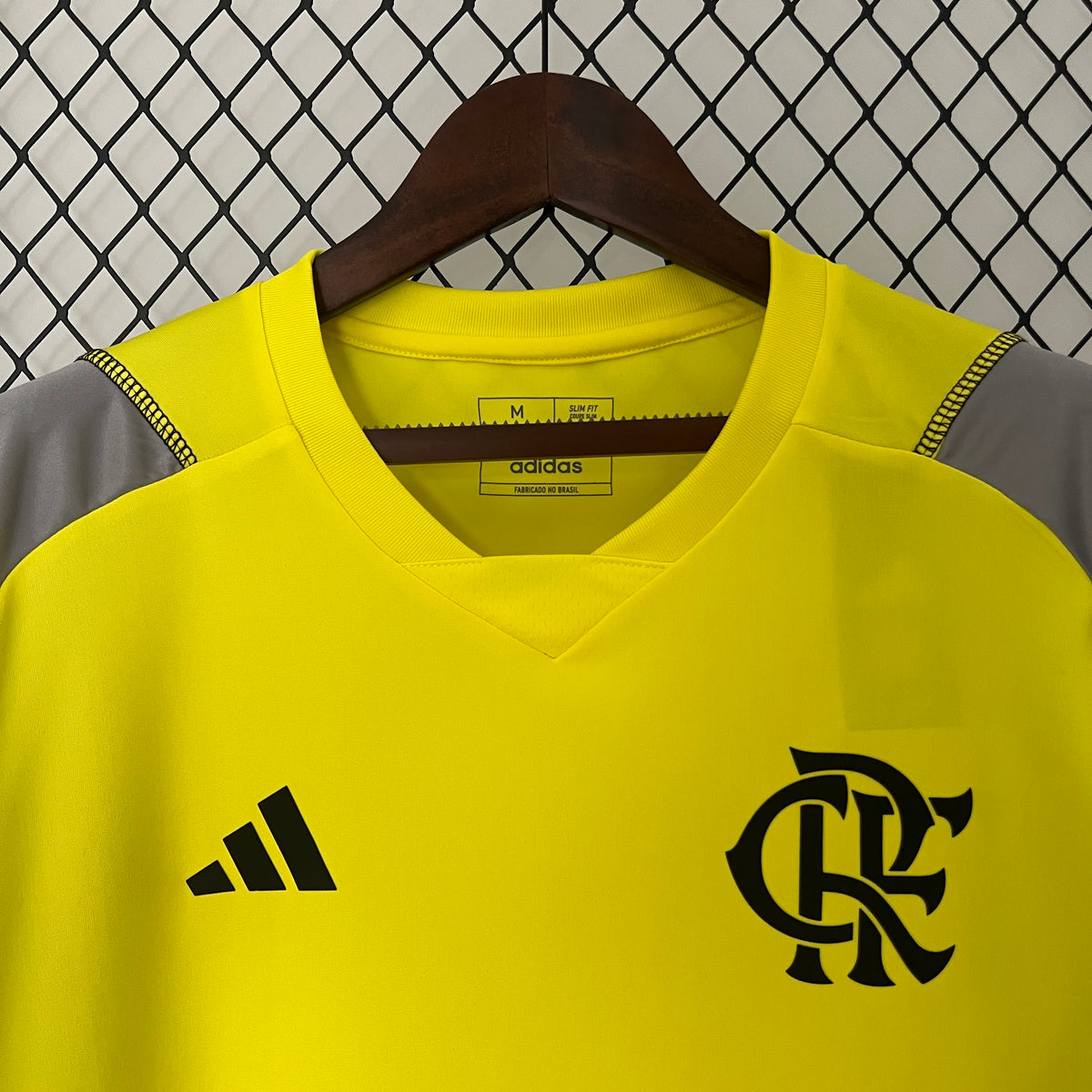 Camisa do Flamengo Pré Jogo 24/25 - Amarela com CInza