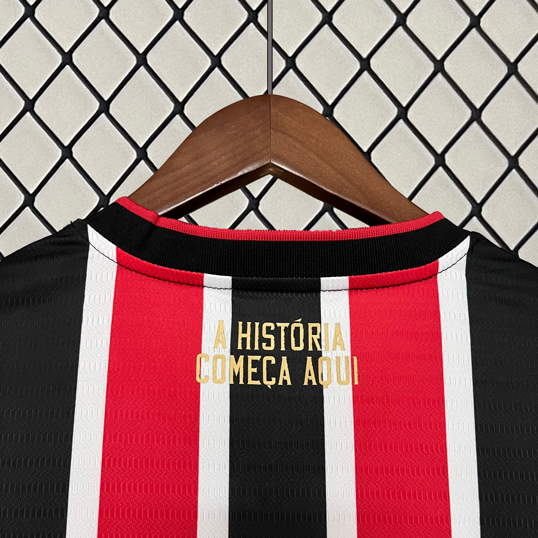 Camisa São Paulo I 24/25 New Balance - Vermelha e preta