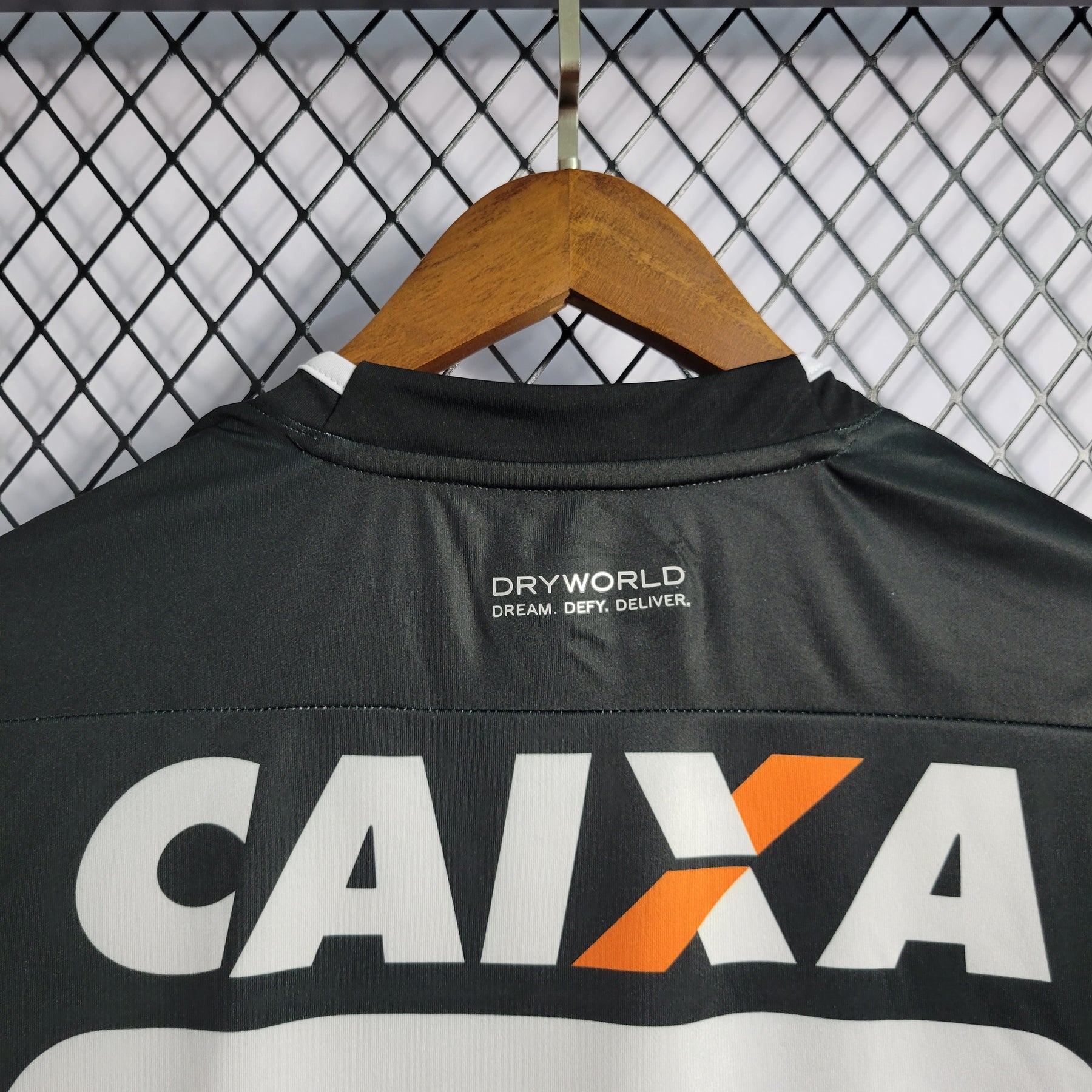 Camisa Atlético MG Retrô 20162017 Preta e Branca - Dry World