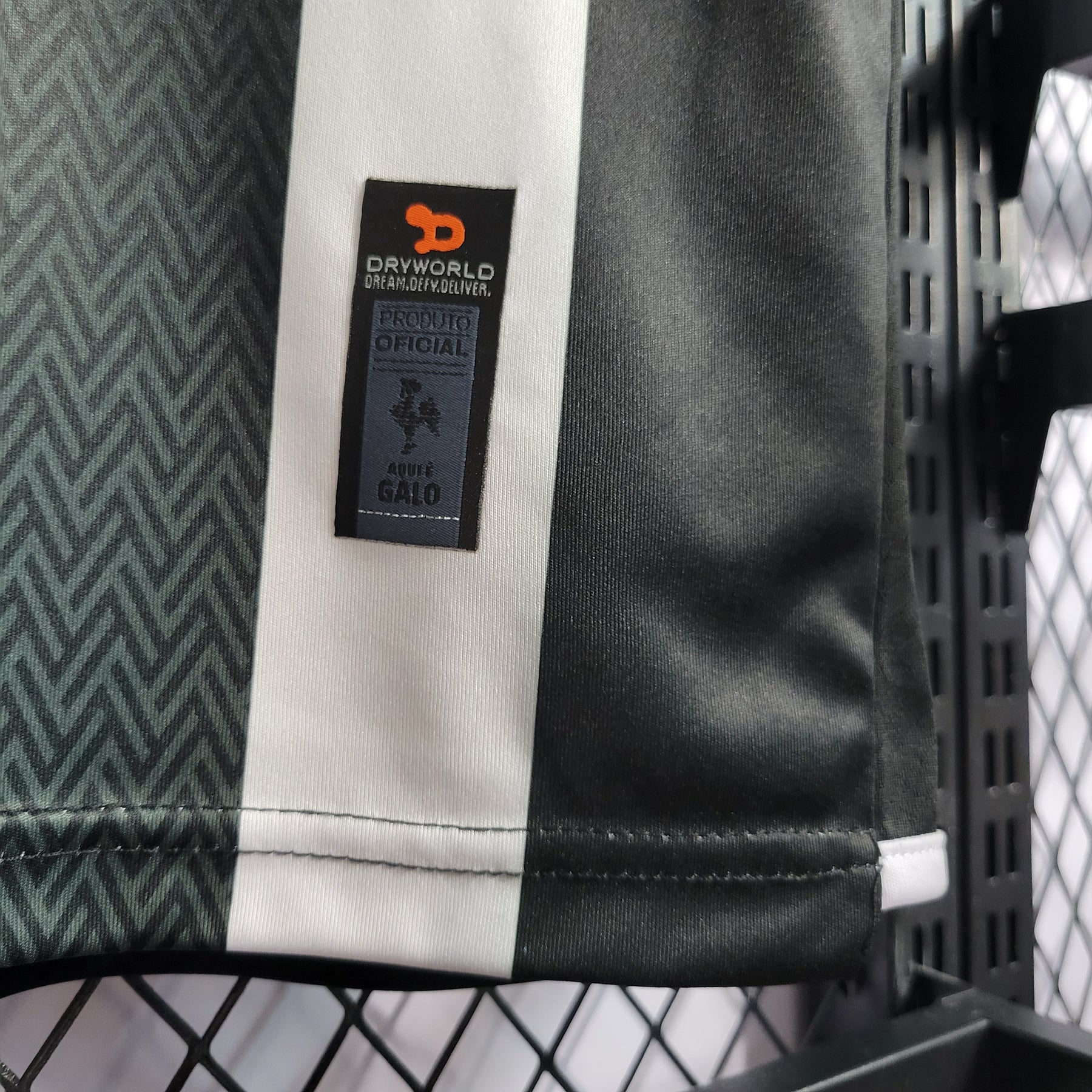 Camisa Atlético MG Retrô 20162017 Preta e Branca - Dry World