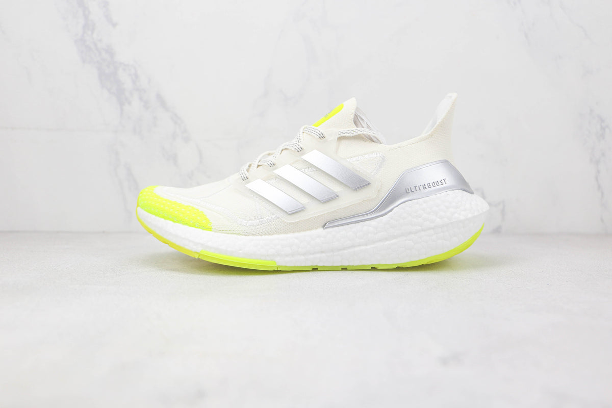 Tênis Adidas Ultra Boost 22 White Silver Metallic x Ivy Park