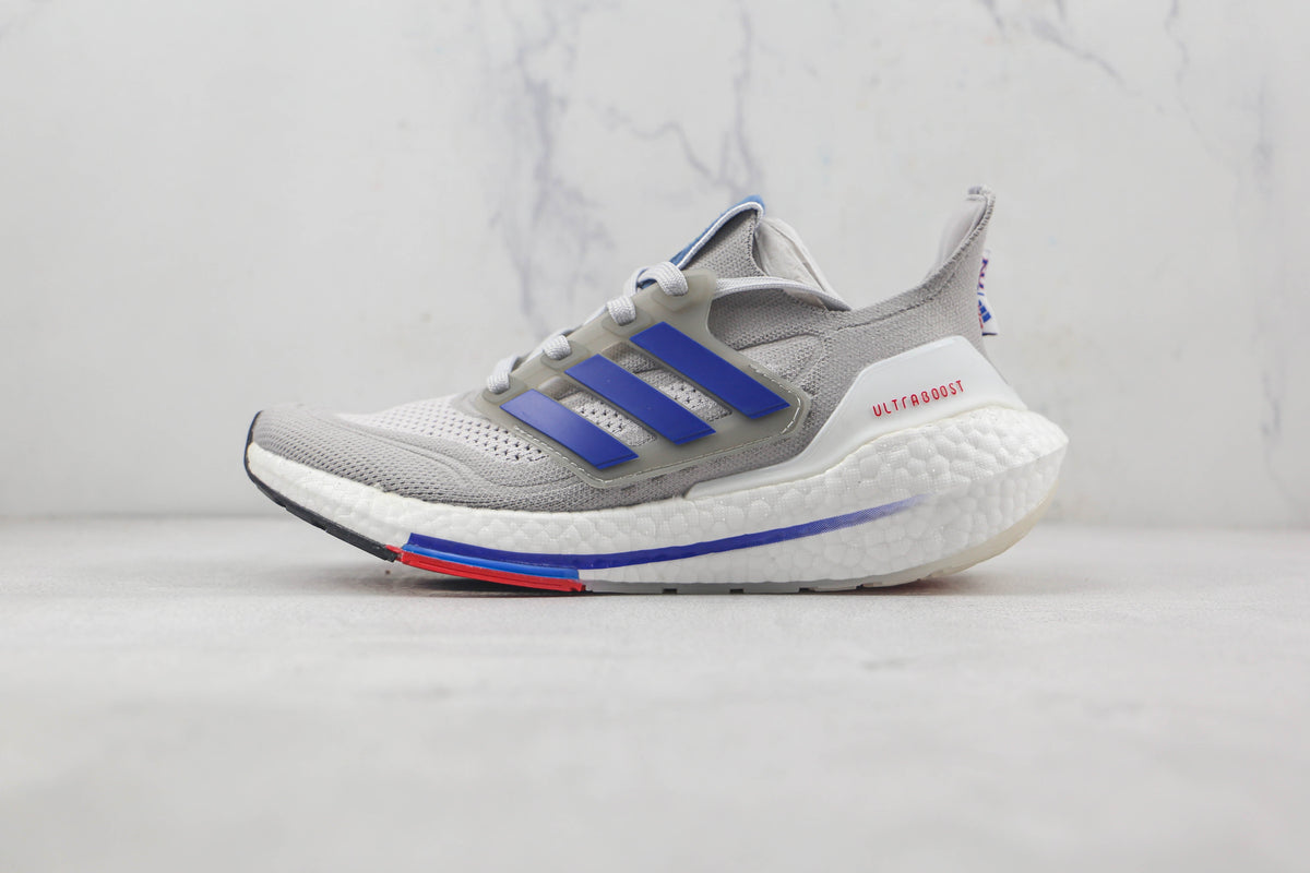 Tênis Adidas Ultra Boost 21 Kansas