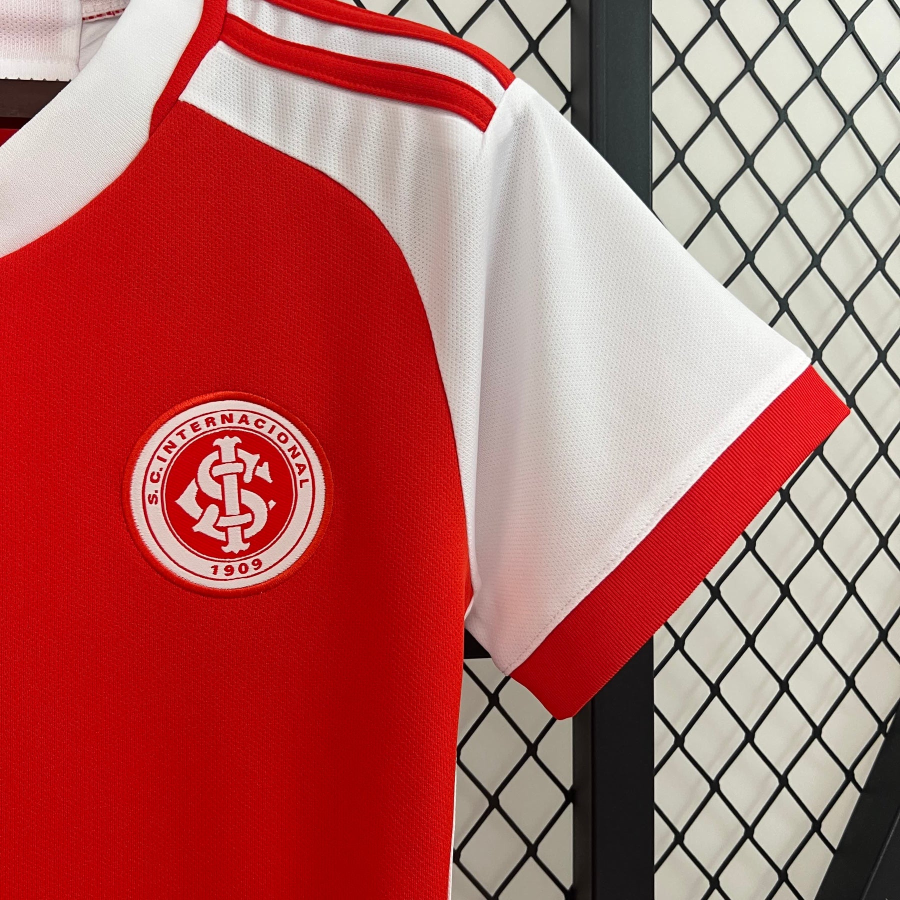 Camisa Feminina Internacional 2024/25 Away