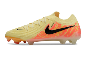 Nike Phantom Luna