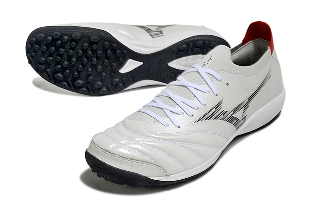Mizuno Morelia Neo Sala Society