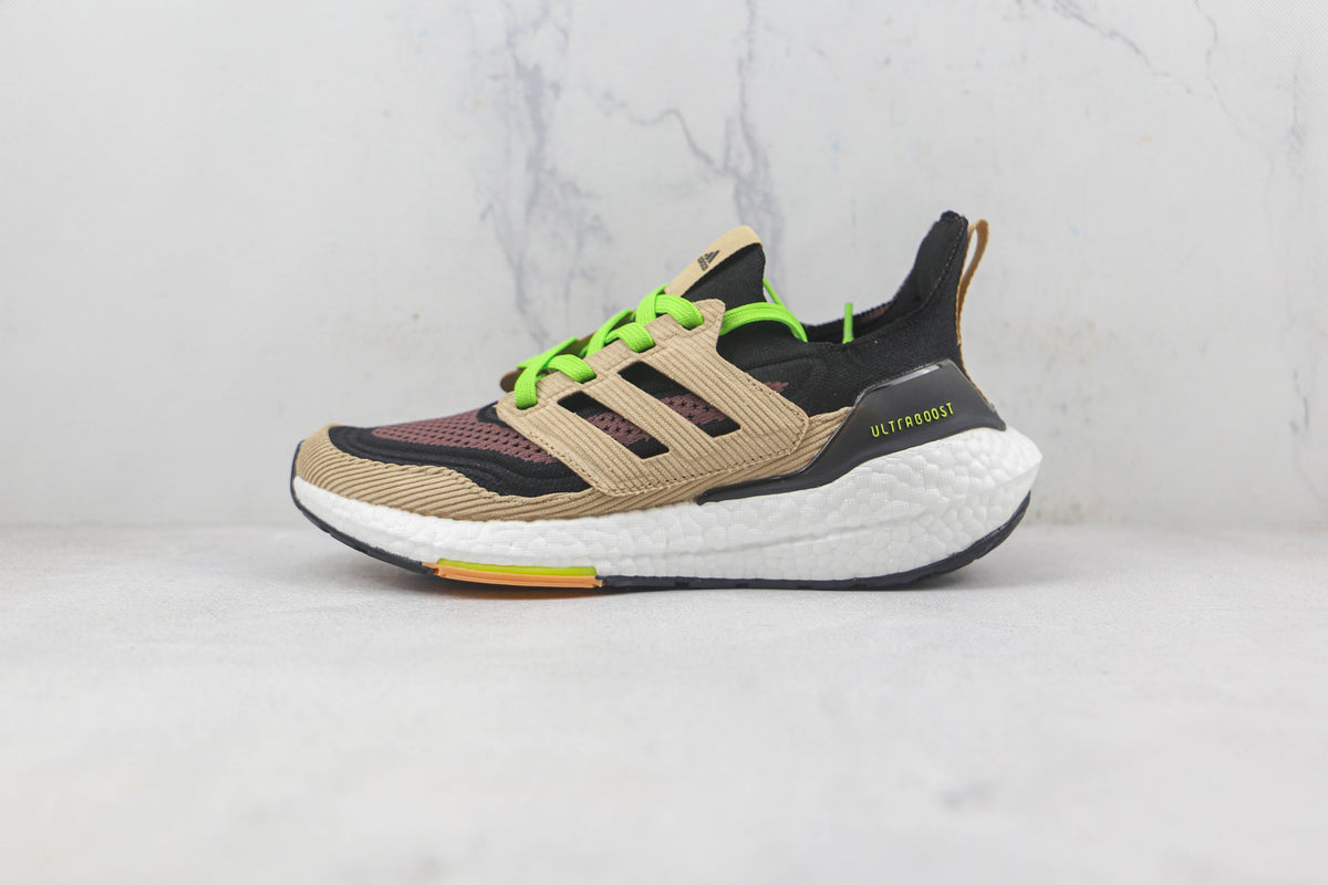 Tênis Adidas Ultra Boost 22  Black Beige Tone