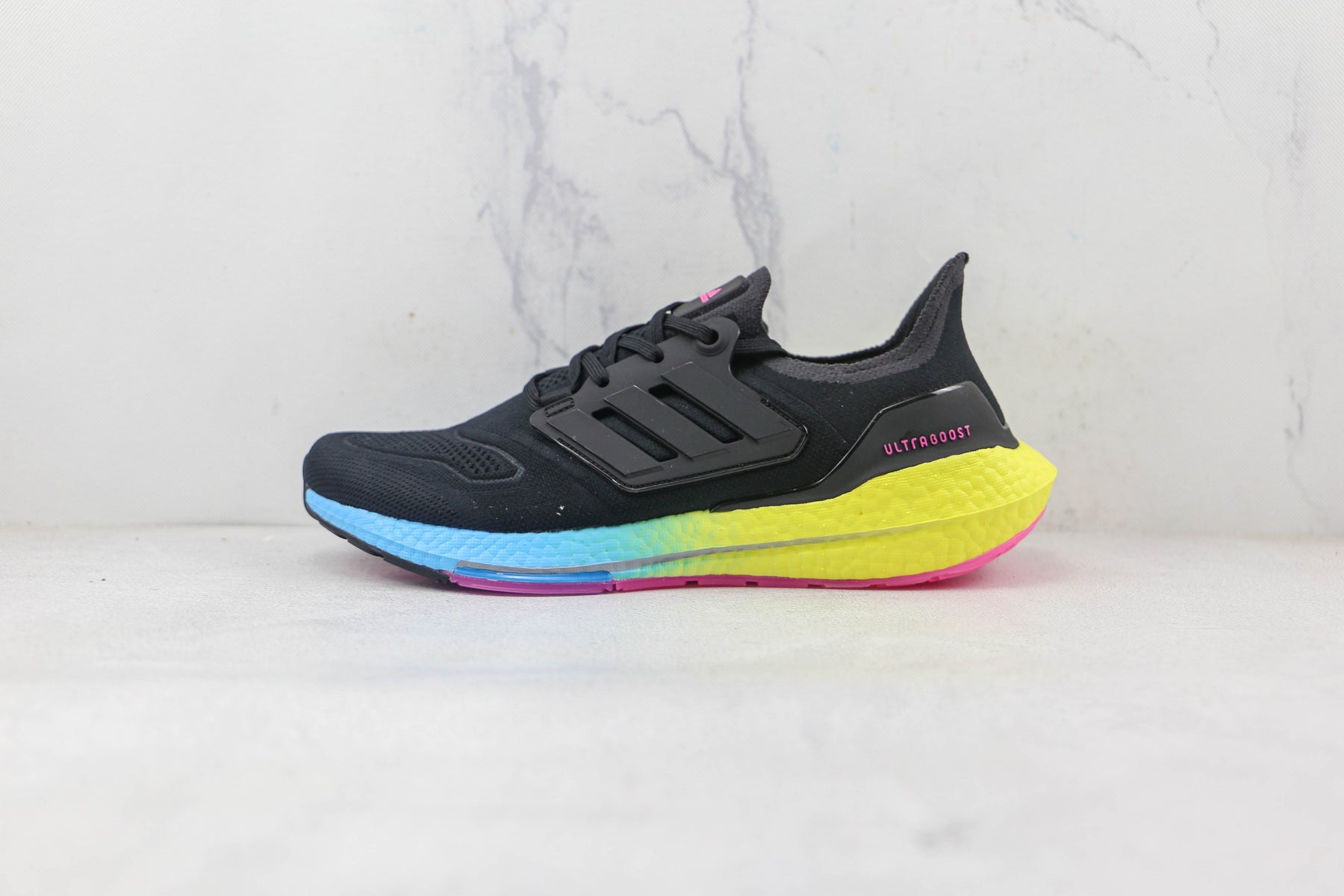 Tênis Adidas Ultra Boost 22 Black Multi Gradient